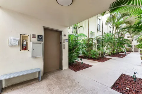 $248,750 | 20200 West Country Club Drive, Unit PH20, Aventura, FL 33180
