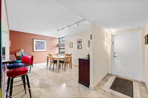 $248,750 | 20200 West Country Club Drive, Unit PH20, Aventura, FL 33180