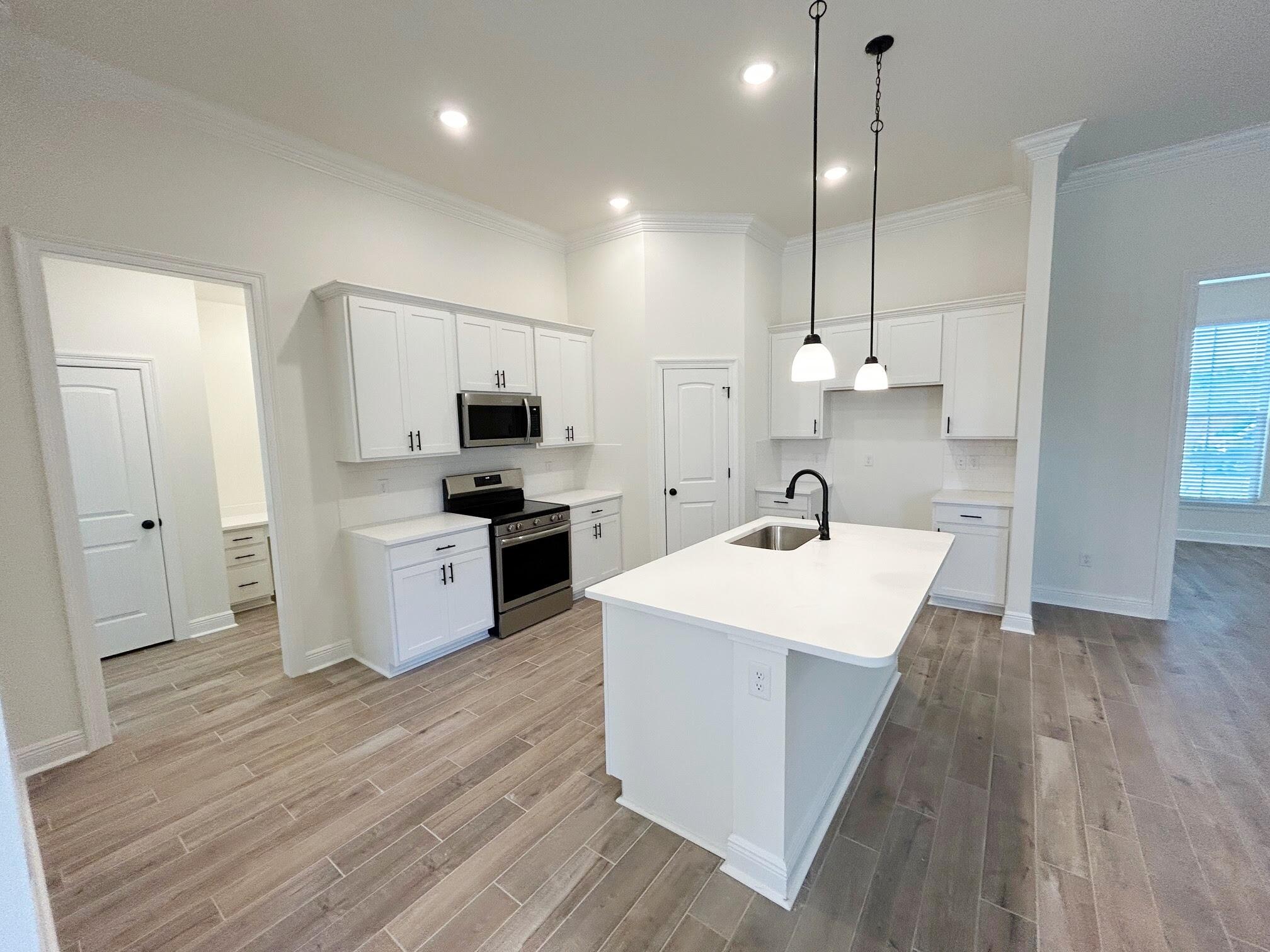 65 Lumen Loop Freeport, FL 32439 - Photo 2 of 17 image006