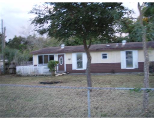 6314 Bischoff Road West Palm Beach, FL 33413 - Photo 1 of 14 Primary Photo