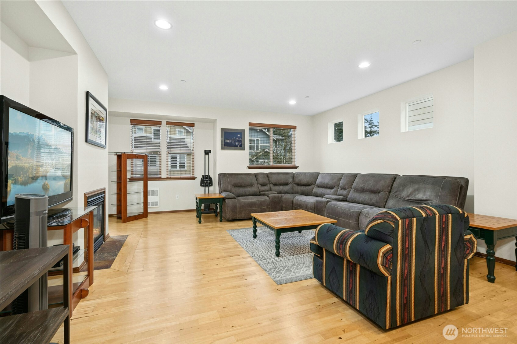 427 120th Street Southeast Everett, WA 98208 - Photo 9 of 29