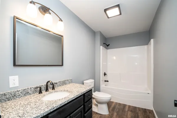 $229,900 | 203 Eaton Avenue, Bartonville, IL 61607