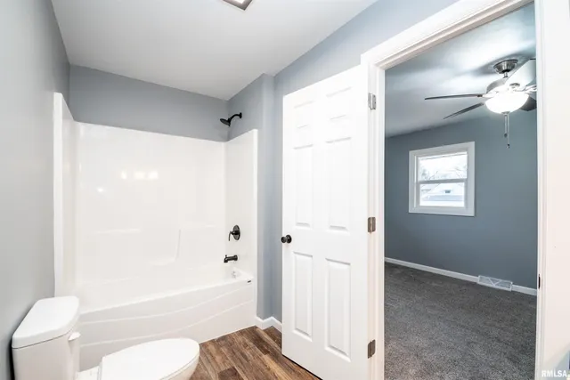 $250,000 | 203 Eaton Avenue, Bartonville, IL 61607