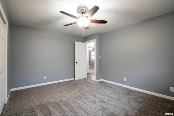 $229,900 | 203 Eaton Avenue, Bartonville, IL 61607