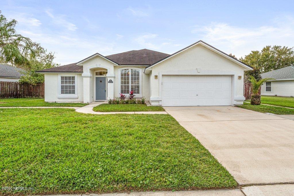 2514 Paris Mill Road Jacksonville, FL 32221 - Photo 1 of 29 a front view of house with yard and green space
