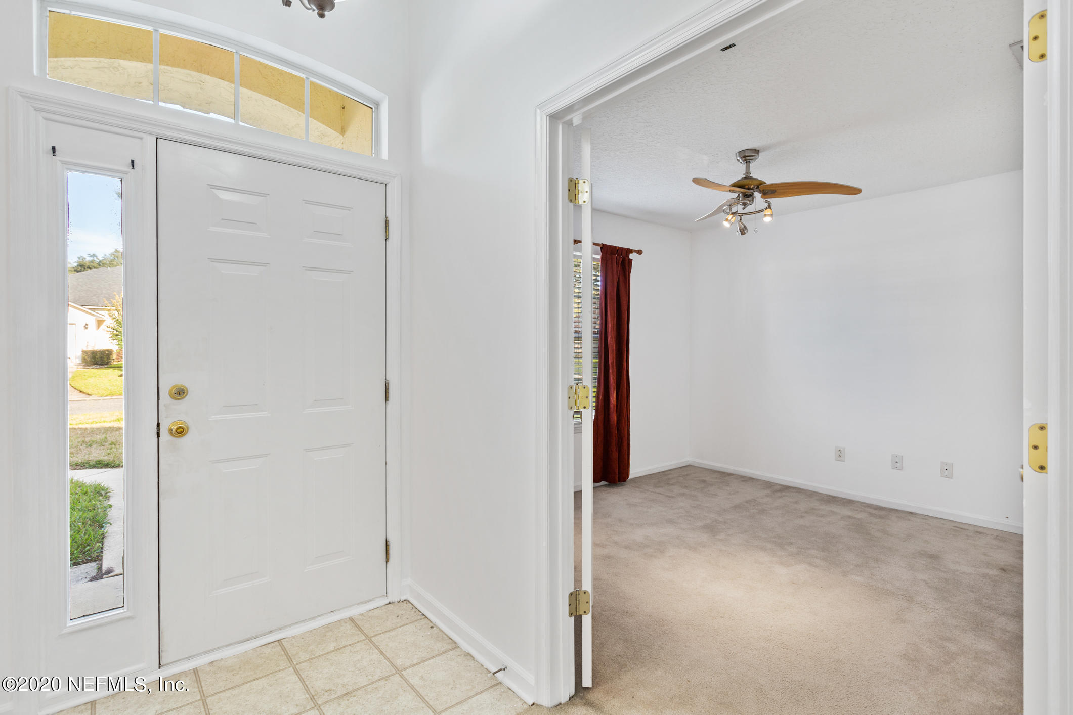 2514 Paris Mill Road Jacksonville, FL 32221 - Photo 6 of 29 an empty room with closet