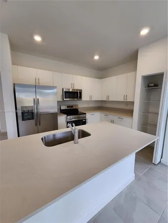 $2,700 | 263 Northwest 11th Court, Florida City, FL 33034