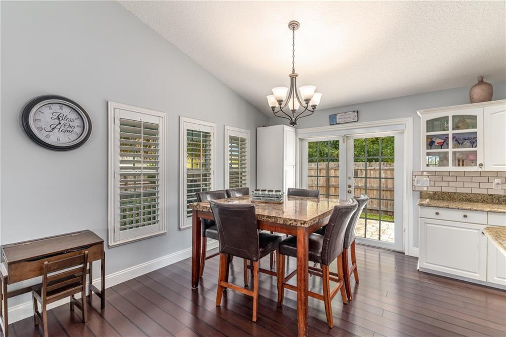 4239 Southeast Robertson Road Stuart, FL 34997 - Photo 9 of 20 Gallery Image 9