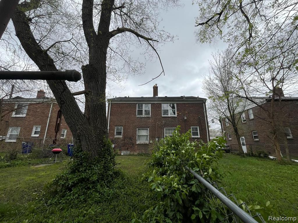 18507 Greenfield Road Detroit, MI 48235 - Photo 6 of 60