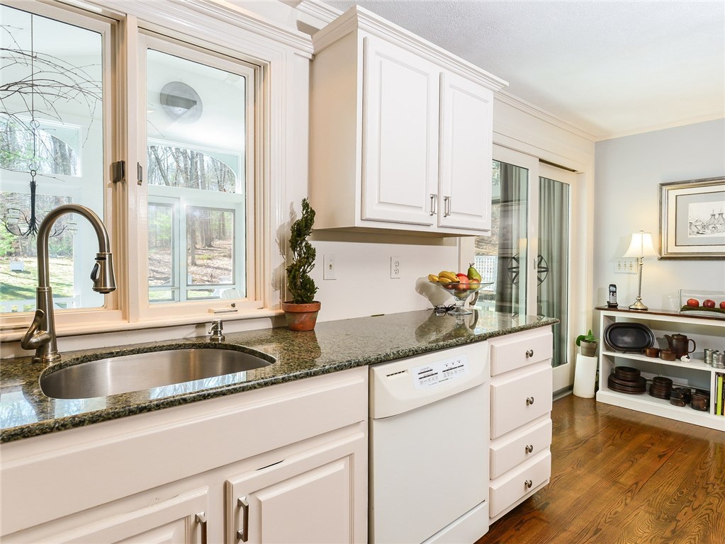 28 Cook Road Cumberland, RI 02864 - Photo 14 of 38
