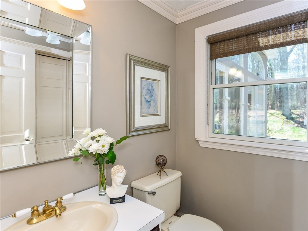 28 Cook Road Cumberland, RI 02864 - Photo 24 of 38