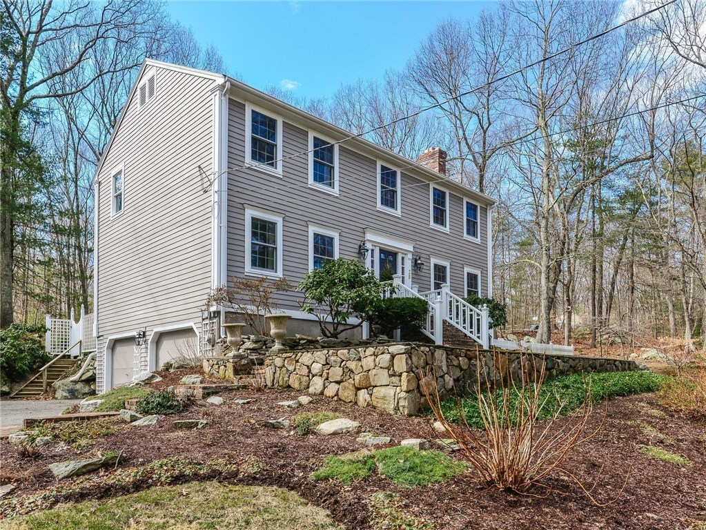 28 Cook Road Cumberland, RI 02864 - Photo 3 of 38