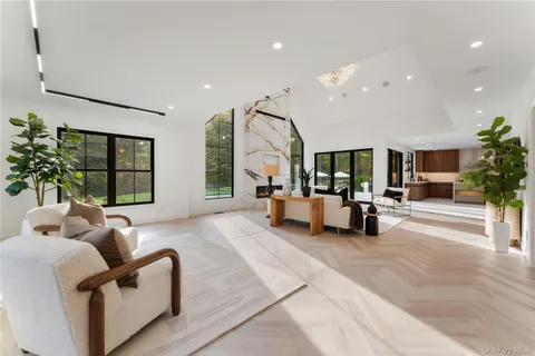 $4,500,000 | 45 Pine Hill Drive, South Salem, NY 10590
