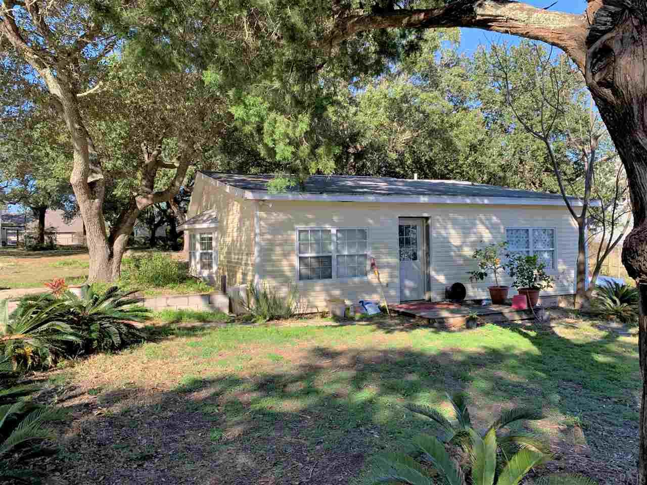 1700 Joybrook Road Navarre, FL 32566 - Photo 12 of 17 Gallery Image 12