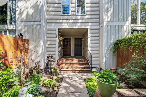 $315,000 | 1050 South Monaco St Parkway, Unit 30, Denver, CO 80224