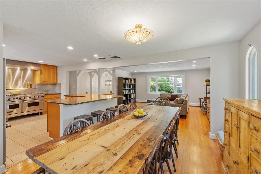241 Worthen Road East Lexington, MA 02421 - Photo 8 of 21 Gallery Image 8
