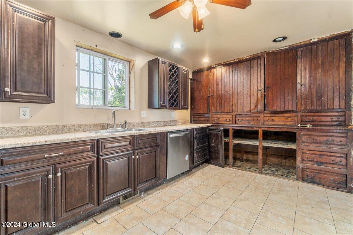 44 Blizzard Road Stillwater, NY 12170 - Photo 6 of 49 39-DSC05516