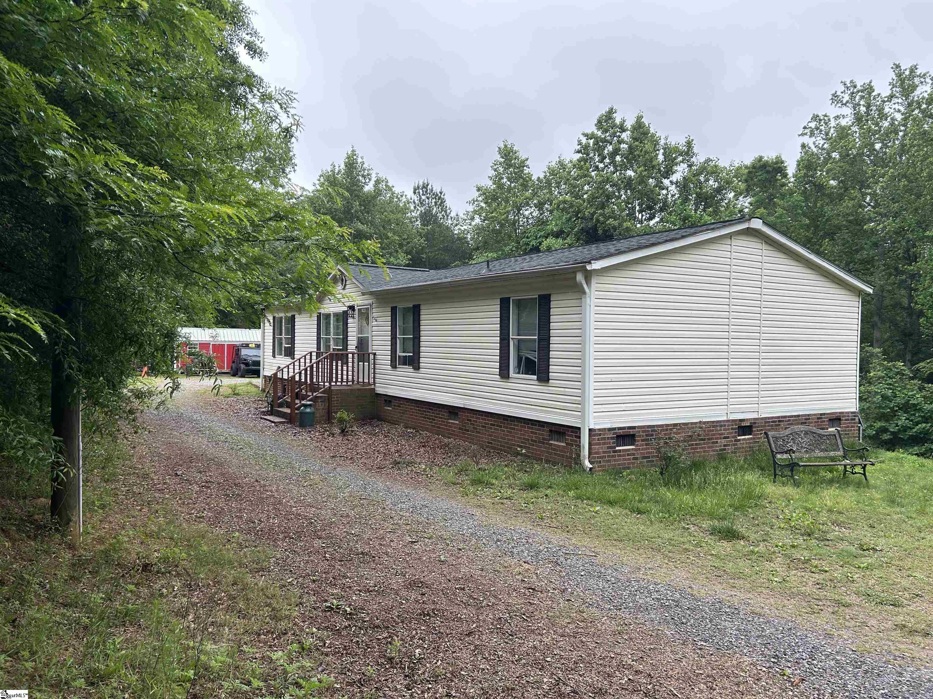1445 Leadmine Road Gaffney, SC 29340 - Photo 2 of 19 Gallery Image 2