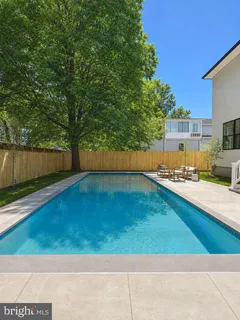 $2,350,000 | 923 17th Street South, Arlington, VA 22202