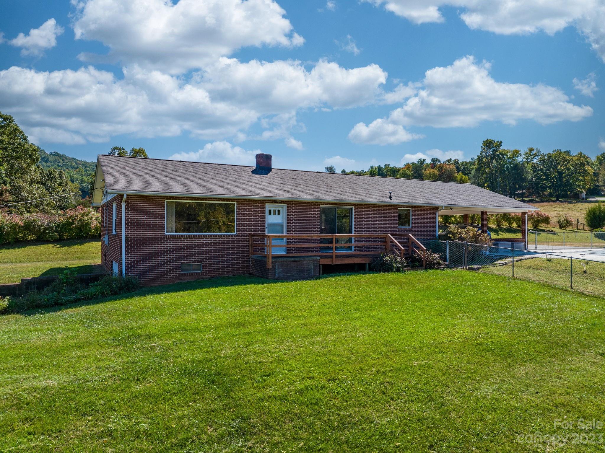 622 Drexel Road Valdese, NC 28690 - Photo 1 of 26 Gallery Image 1
