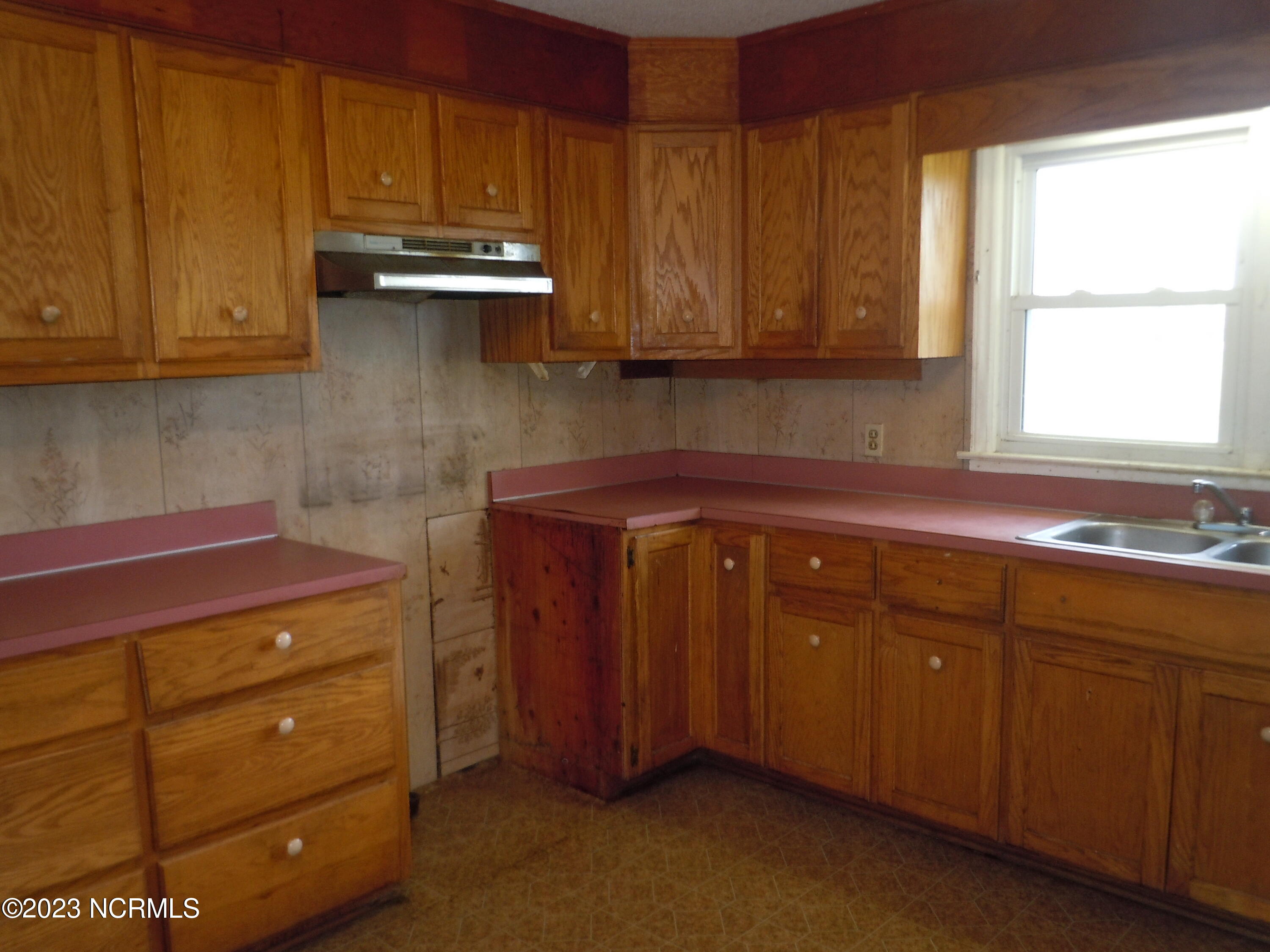 8816 Old Stake Road Tabor City, NC 28463 - Photo 5 of 43 DSCN7365