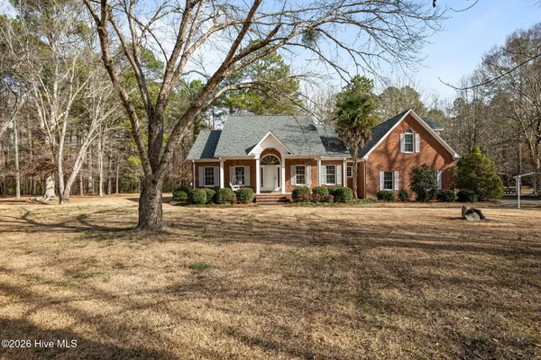 $575,000 | 313 Forest Glen Lane, Pollocksville, NC 28573