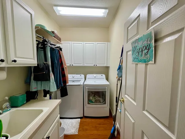 $345,900 | 81 Fudora Circle, Simpsonville, SC 29681