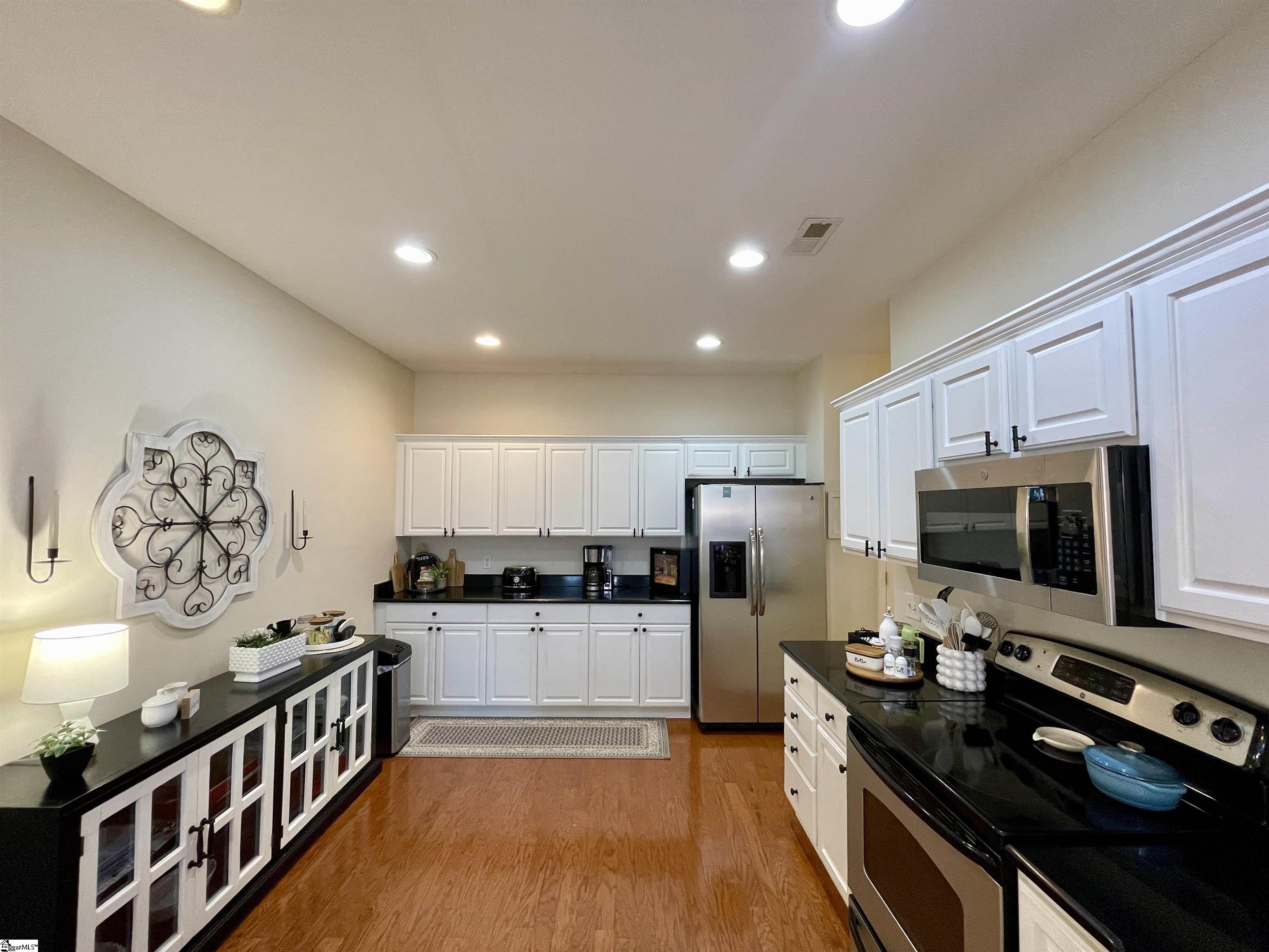81 Fudora Circle Simpsonville, SC 29681 - Photo 7 of 34