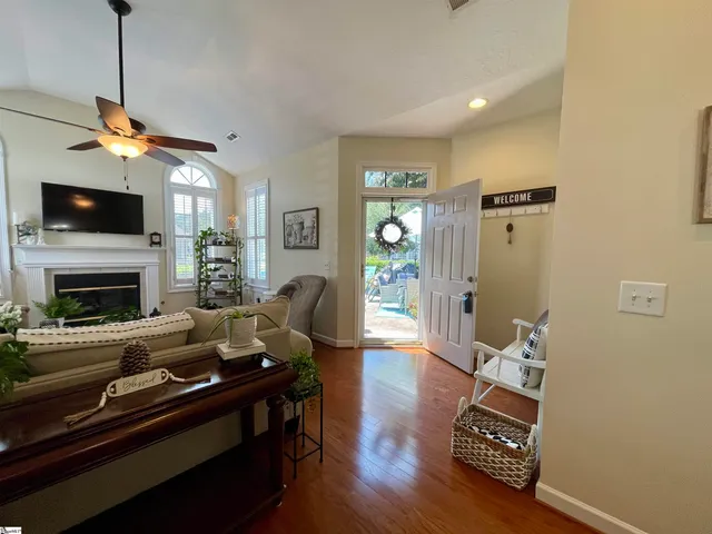 $345,900 | 81 Fudora Circle, Simpsonville, SC 29681