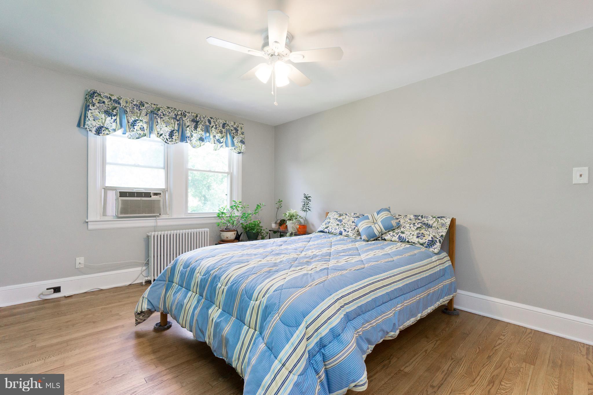 1019 Elm Ridge Avenue Baltimore, MD 21229 - Photo 15 of 30 Second Upstairs Bedroom