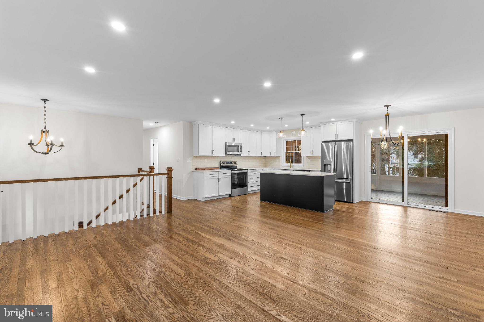 1031 Old Bay Ridge Road Annapolis, MD 21403 - Photo 17 of 48 Spacious modern kitchen with elegant finishes.