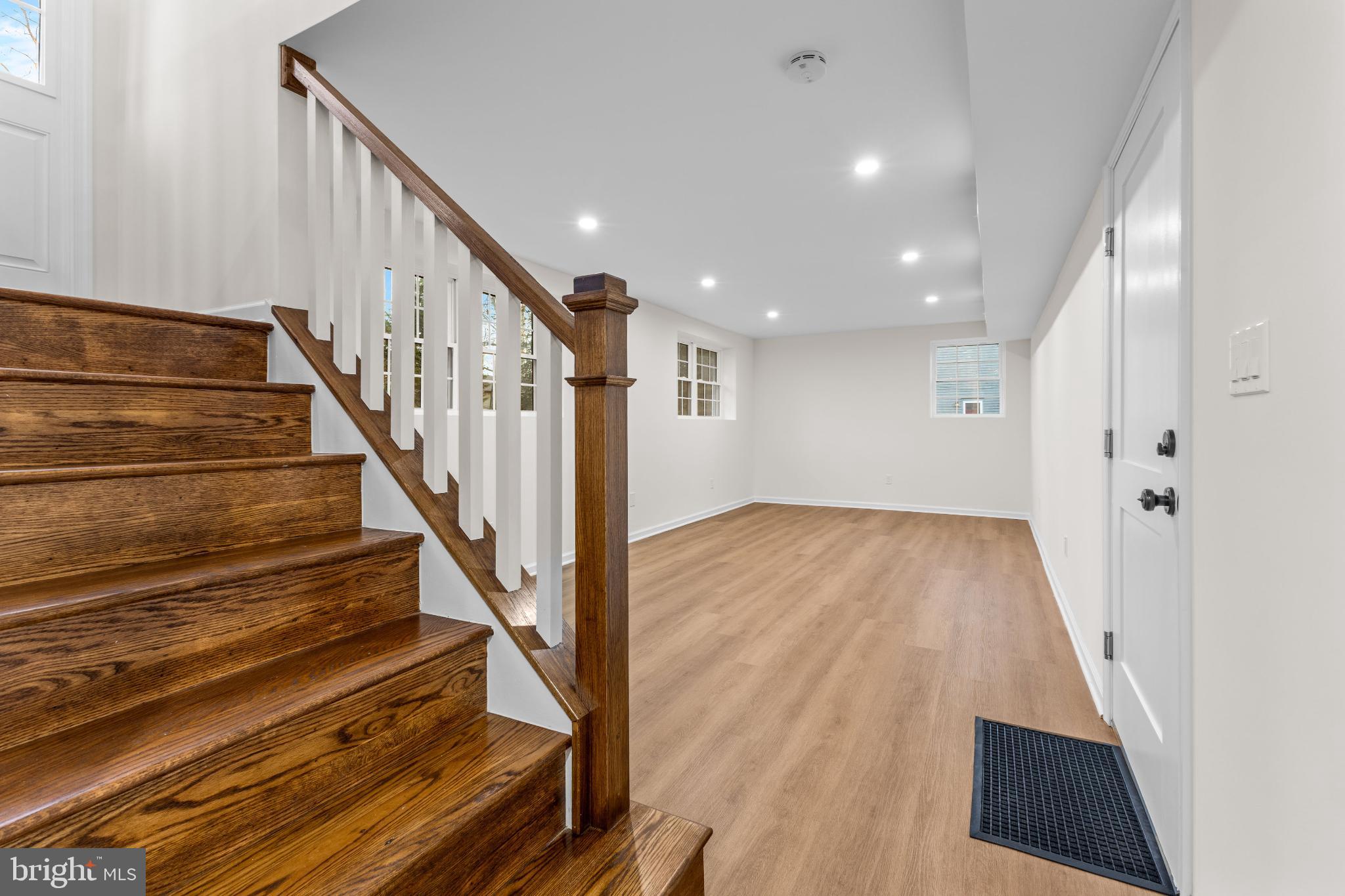 1031 Old Bay Ridge Road Annapolis, MD 21403 - Photo 29 of 48 Bright and inviting entryway with stairs.