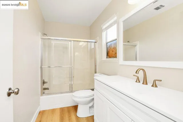 $560,000 | 10500 Creekside Circle, Oakland, CA 94603