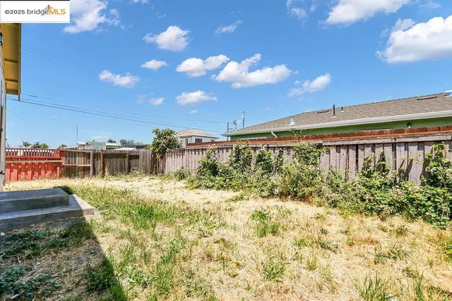 $560,000 | 10500 Creekside Circle, Oakland, CA 94603