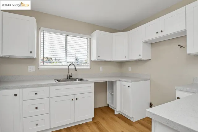 $560,000 | 10500 Creekside Circle, Oakland, CA 94603