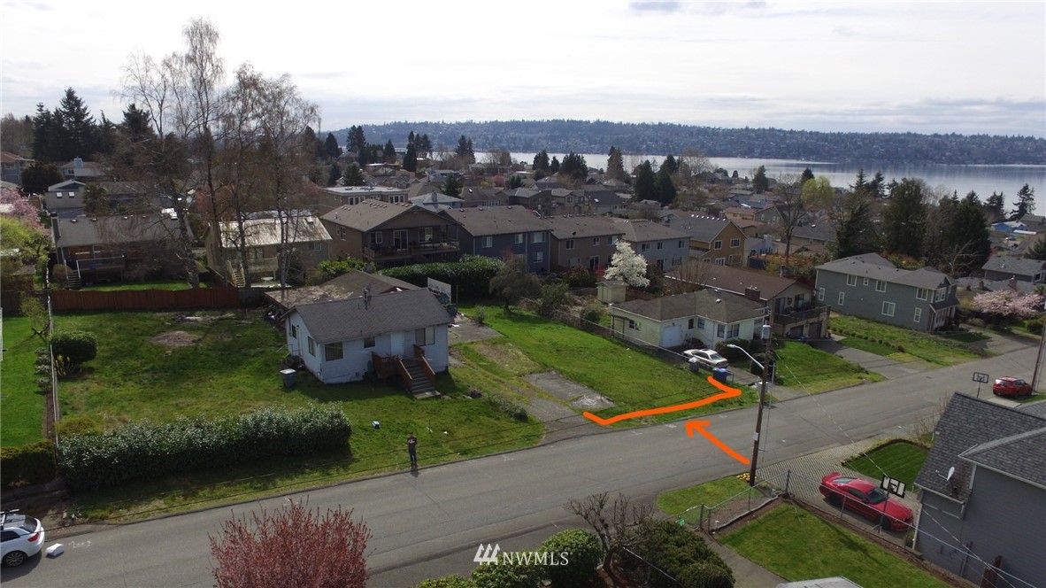 1129 North 33rd Place Renton, WA 98056 - Photo 1 of 3