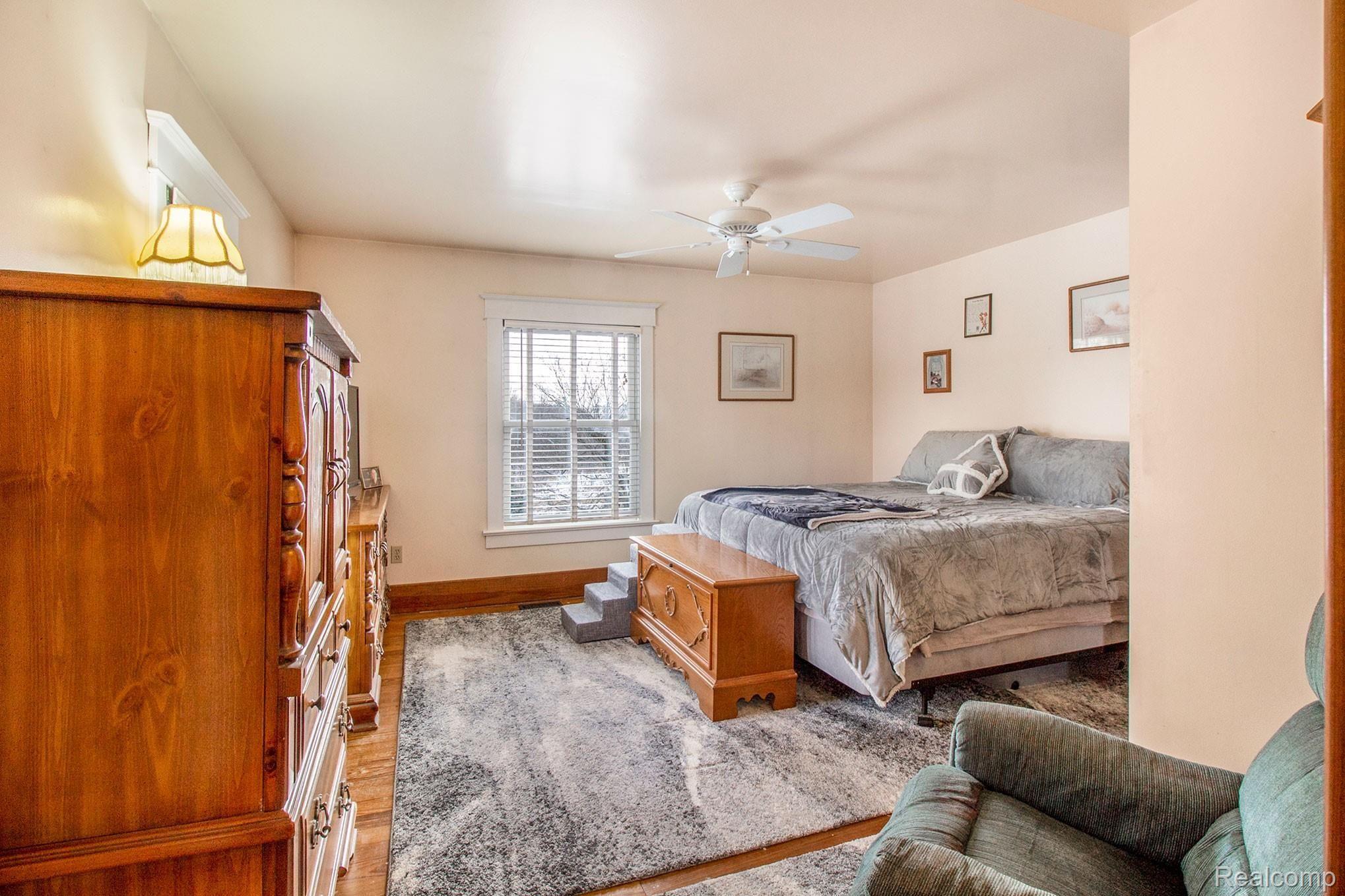 2107 Lannen Road Howell, MI 48855 - Photo 16 of 32 15 Master Bedroom v2.jpg