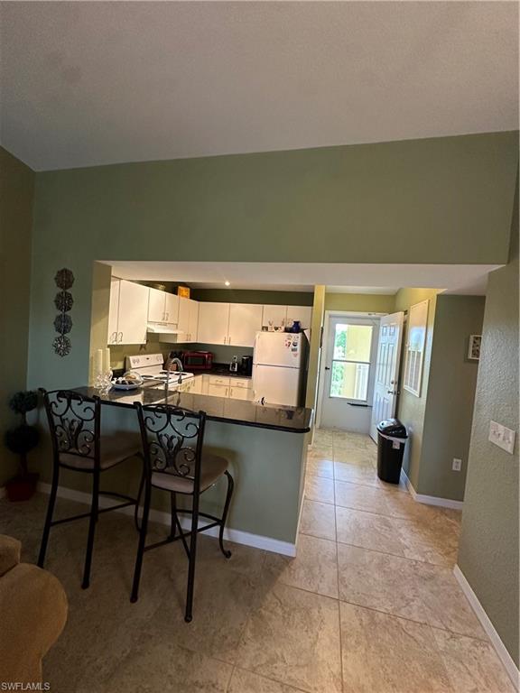 8264 Key Royal Circle, Unit 831 Naples, FL 34119 - Photo 3 of 17