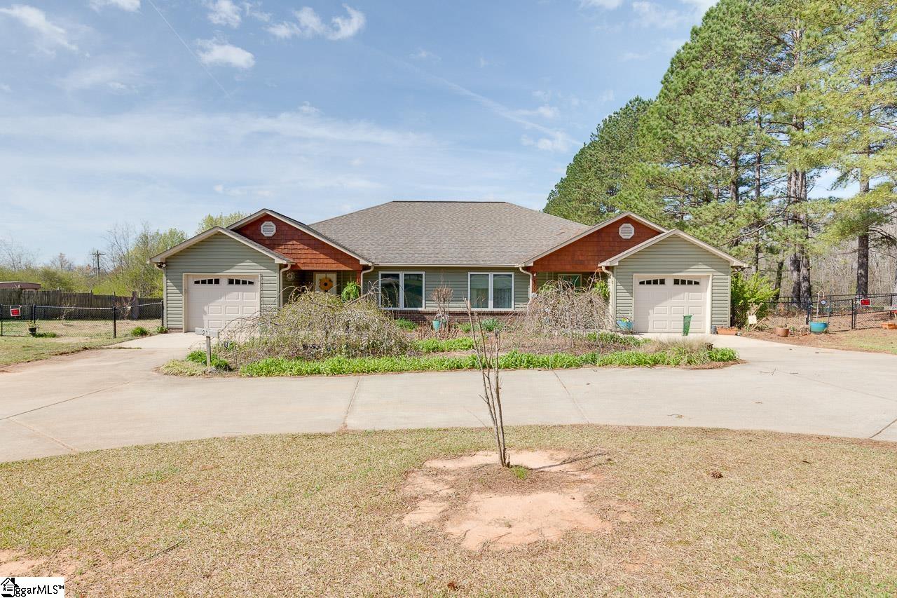 1031 Pearson Town Road Moore, SC 29369 - Photo 1 of 36 Gallery Image 1