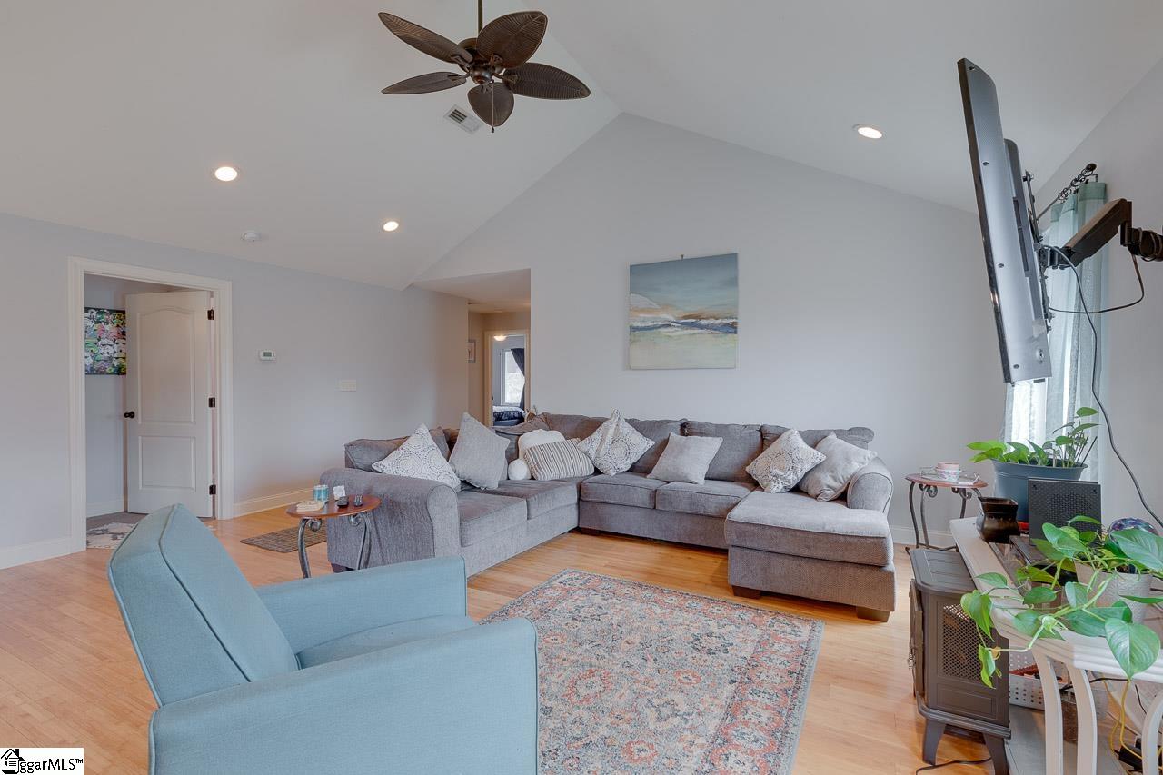 1031 Pearson Town Road Moore, SC 29369 - Photo 24 of 36 Gallery Image 24