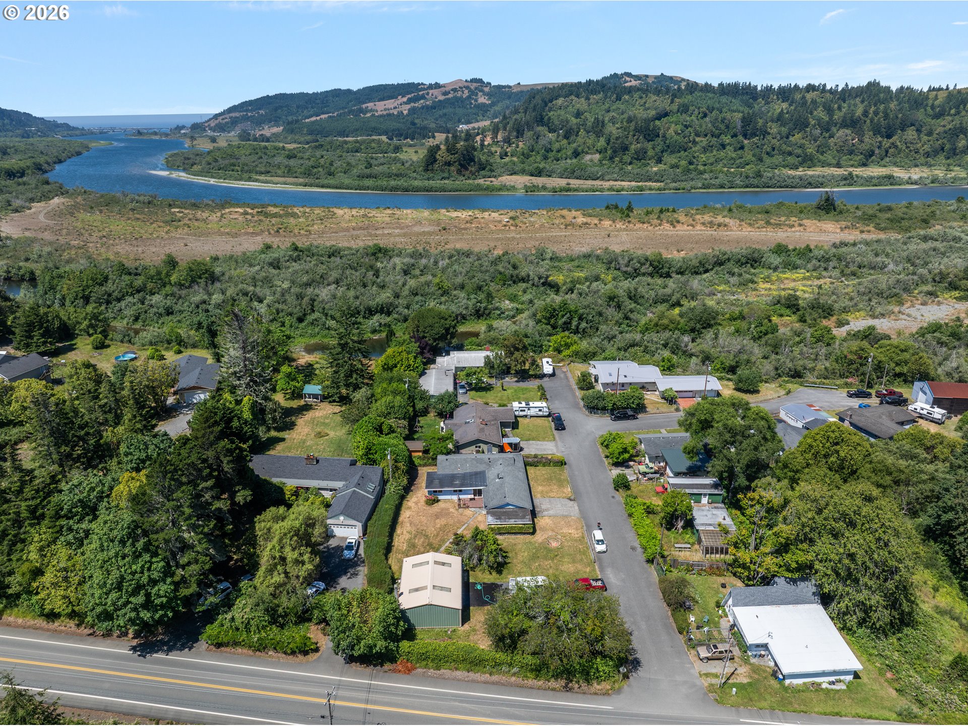 95624 River Way Gold Beach, OR 97444 - Photo 36 of 38