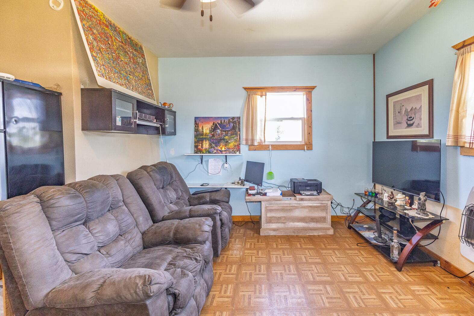 7 Route Ava, MO 65608 - Photo 45 of 111 Tiny House - Living Room