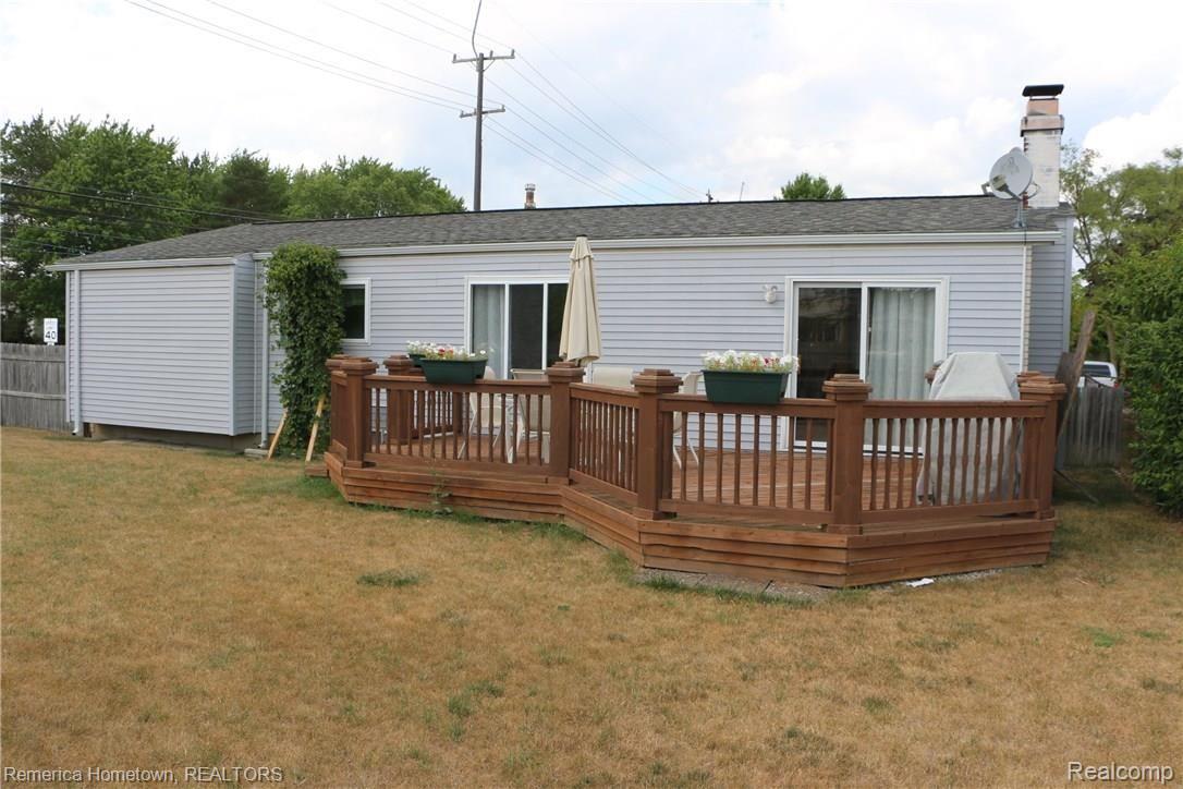 44299 Arlington Road Canton, MI 48187 - Photo 21 of 22 IMG_4610.JPG