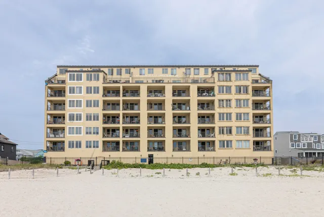 $485,000 | 191 East Grand Avenue, Unit 305, Old Orchard Beach, ME 04064