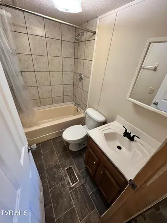 $299,900 | 138 Stanley Valley Road, Rogersville, TN 37857