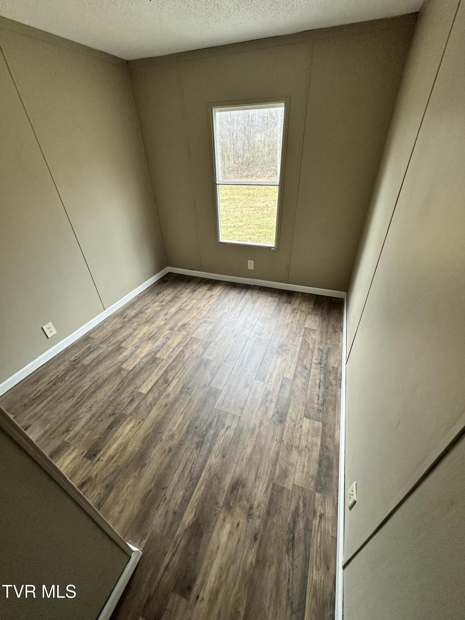 138 Stanley Valley Road Rogersville, TN 37857 - Photo 23 of 41 26