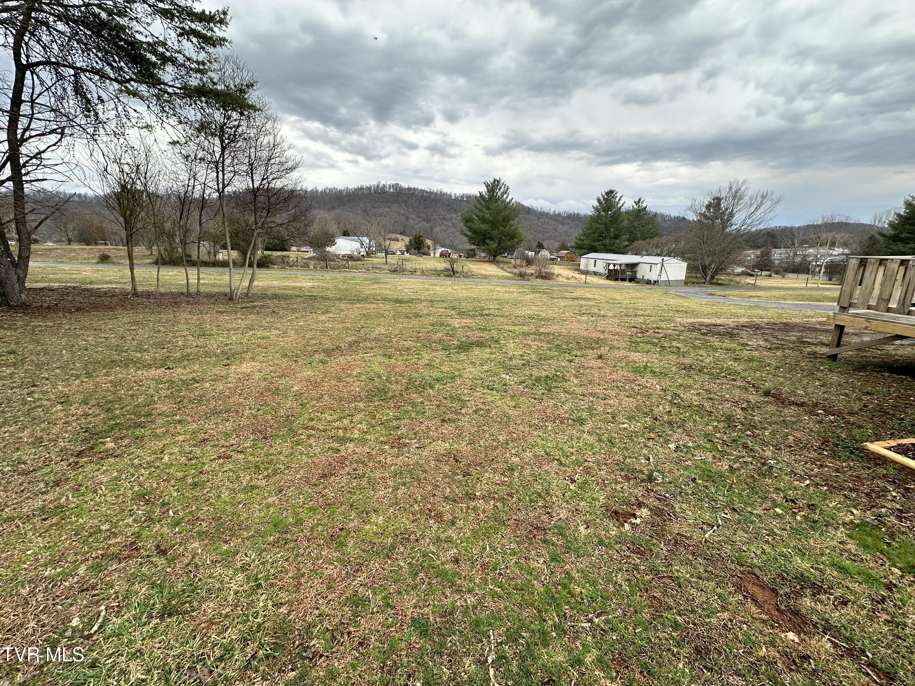 138 Stanley Valley Road Rogersville, TN 37857 - Photo 25 of 41 28