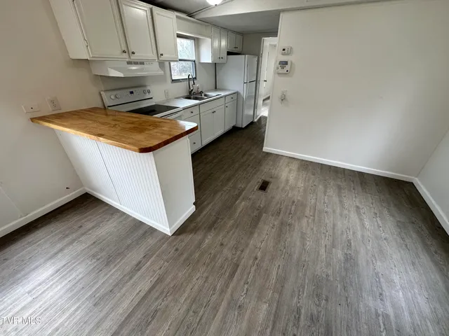 $324,900 | 138 Stanley Valley Road, Rogersville, TN 37857