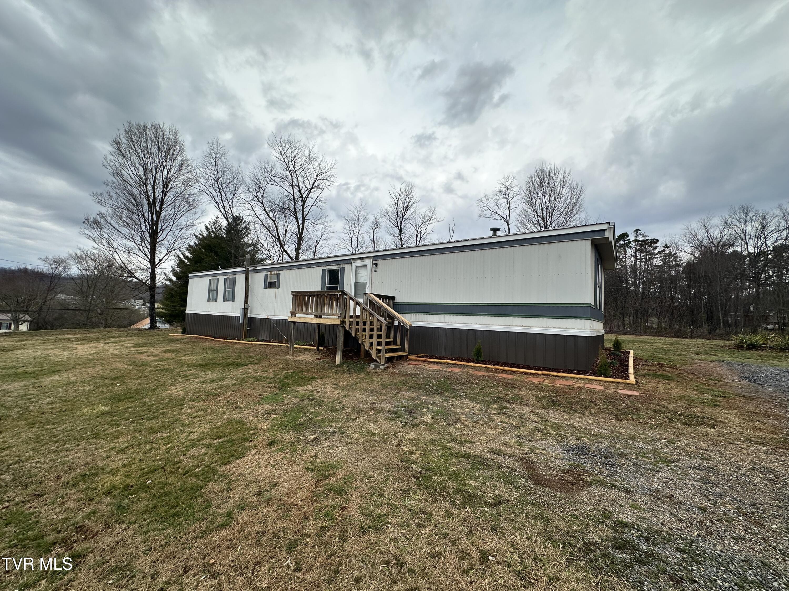 138 Stanley Valley Road Rogersville, TN 37857 - Photo 4 of 41 23