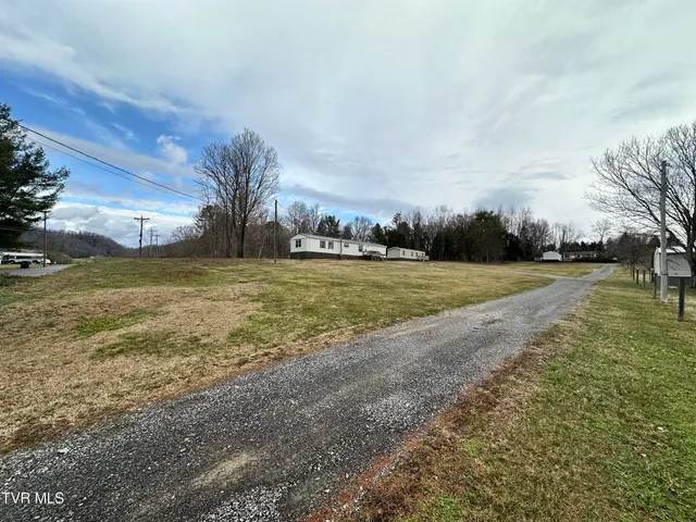 $324,900 | 138 Stanley Valley Road, Rogersville, TN 37857